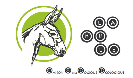 Logo pour la Maison Utile Logique Ecologique, représenté avec une tête de Mule sur un rond vert